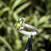 Load image into Gallery viewer, Orna Ring✵