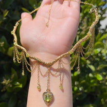 Load image into Gallery viewer, Astraea in Peridot ✵