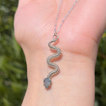 Load image into Gallery viewer, Mini Vipera Pendant ๐ Labradorite in .925 Sterling Silver ๐