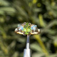 Load image into Gallery viewer, The Eternal Orna Trio Ring ✵ Aquamarine Side Stones✵