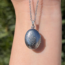 Load image into Gallery viewer, Locket in Rose Quartz ✵