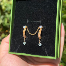 Load image into Gallery viewer, Dangly Pierceless Nose Cuff Chain Duo ♡