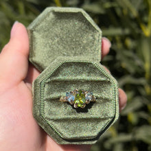 Load image into Gallery viewer, Velvet Ring Box ✵ Add On ✵