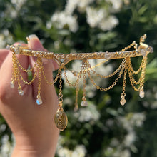 Load image into Gallery viewer, Astraea Choker in Labradorite ✵