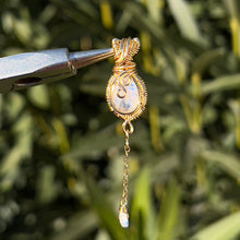 Load image into Gallery viewer, Avatea in Rainbow Moonstone Mini Pendant ✵