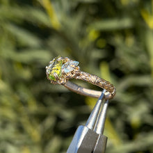 Load image into Gallery viewer, The Eternal Orna Trio Ring ✵ Aquamarine Side Stones✵