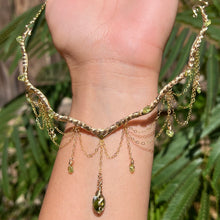 Load image into Gallery viewer, Astraea in Peridot ✵