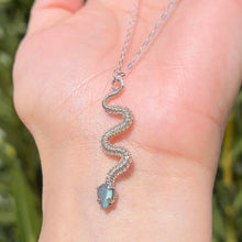 Load image into Gallery viewer, Mini Vipera Pendant ๐ Labradorite in .925 Sterling Silver ๐