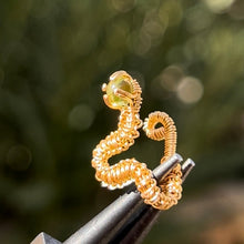 Load image into Gallery viewer, The Eternal Vipera Pierceless Nose Cuff ๐