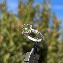 Load image into Gallery viewer, The Asteria Ring✵