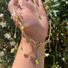 Load image into Gallery viewer, Astraea in Peridot ✵