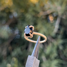 Load image into Gallery viewer, The Nyx Ring𓆙