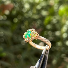 Load image into Gallery viewer, The Emerald Eternal Orna Arcus Ring✵