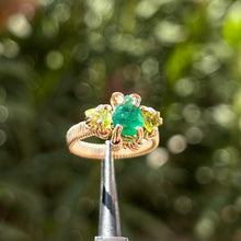 Load image into Gallery viewer, The Emerald Eternal Orna Arcus Ring✵