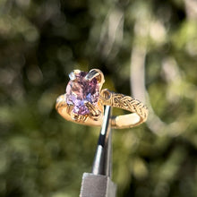 Load image into Gallery viewer, Amethyst Orna Ring✵