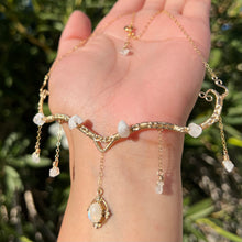 Load image into Gallery viewer, Astraea in Rainbow Moonstone 14KGF ✵