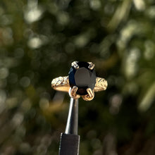 Load image into Gallery viewer, Onyx Orna Ring✵