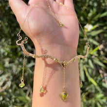 Load image into Gallery viewer, Astraea in Peridot 14KGF ✵