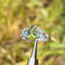 Load image into Gallery viewer, The Orna Trio Ring ✵ Aquamarine Side Stones✵
