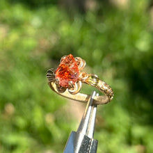 Load image into Gallery viewer, The Sunstone Orna Ring ✵ Size 10 ✵
