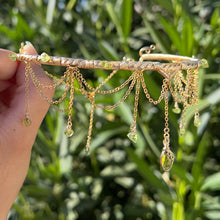 Load image into Gallery viewer, Astraea Choker in Peridot ✵
