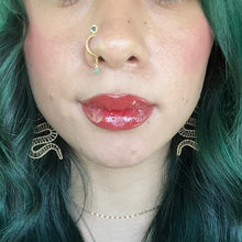 Load image into Gallery viewer, Dangly Pierceless Nose Cuff ♡
