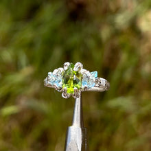 Load image into Gallery viewer, The Orna Trio Ring ✵ Aquamarine Side Stones✵
