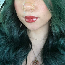 Load image into Gallery viewer, Dangly Pierceless Nose Cuff Chain Duo ♡
