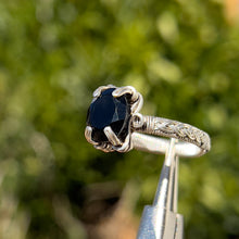 Load image into Gallery viewer, Onyx Orna Ring Sz. 9 ✵
