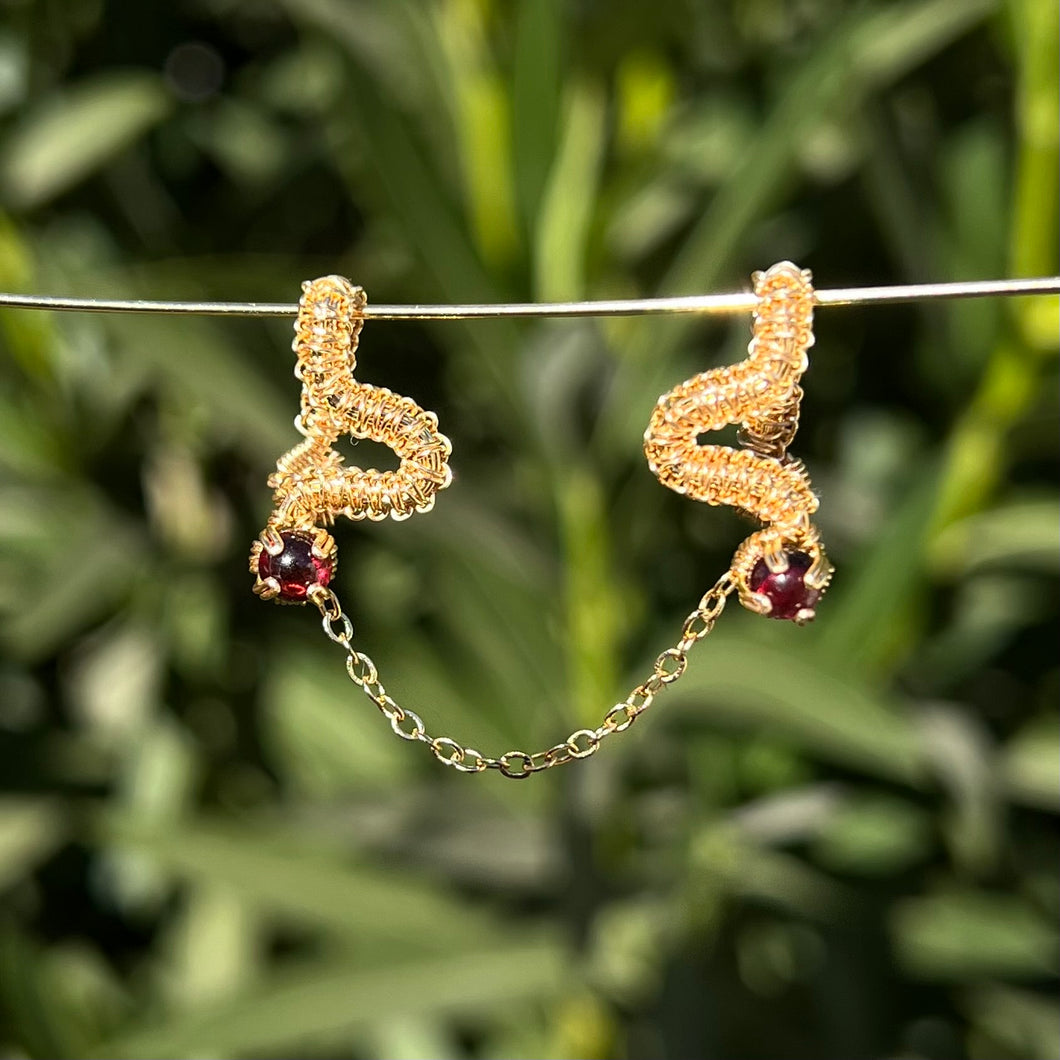 Vipera Pierceless Nose Cuff Chain Duo in Garnet 𓆙 Ready to Ship 𓆙