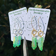 Load image into Gallery viewer, Shego Dangly Earrings ♡
