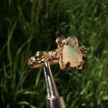 Load and play video in Gallery viewer, The Welo Orna Ring Size 6.5 ✵ Ready to Ship ✵
