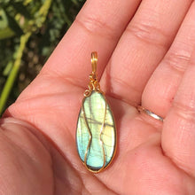 Load image into Gallery viewer, Ersa ✵ Labradorite Pendant ✵
