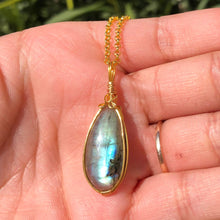 Load image into Gallery viewer, Ersa ✵ Labradorite Pendant ✵
