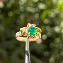 Load image into Gallery viewer, The Emerald Eternal Orna Arcus Ring✵
