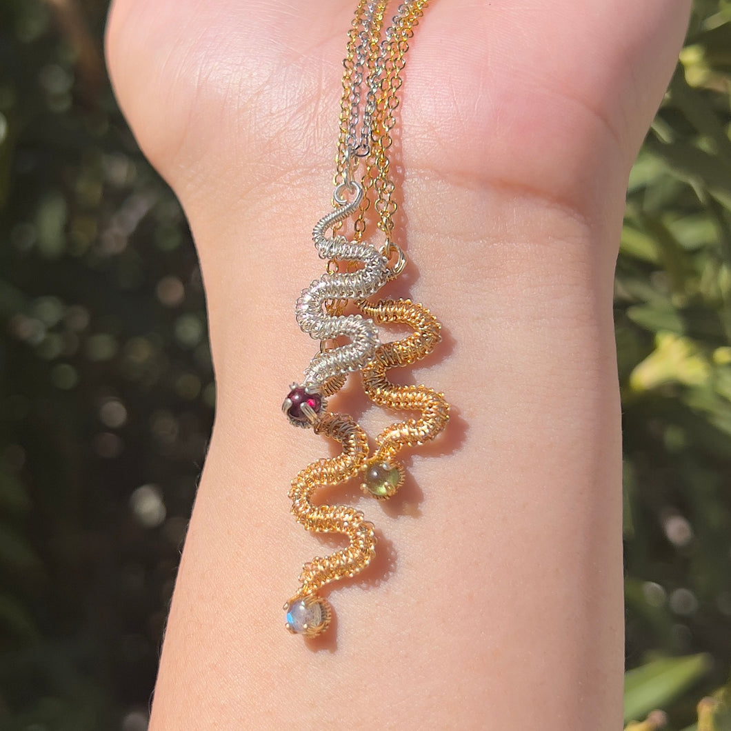 Mini Vipera Pendant 𓆙
