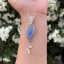 Load image into Gallery viewer, La Luna Pendant ☽
