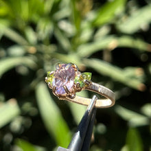 Load image into Gallery viewer, Lilac Orna Ring ✵
